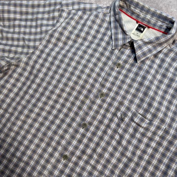 The North Face Other - The North Face Mens Large Plaid Button Down Shirt Short Sleeve Gray Blue TB50